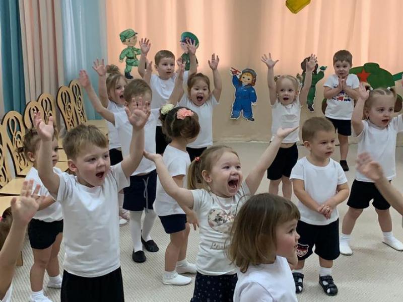 Спортивный праздник в группе "Совушки"