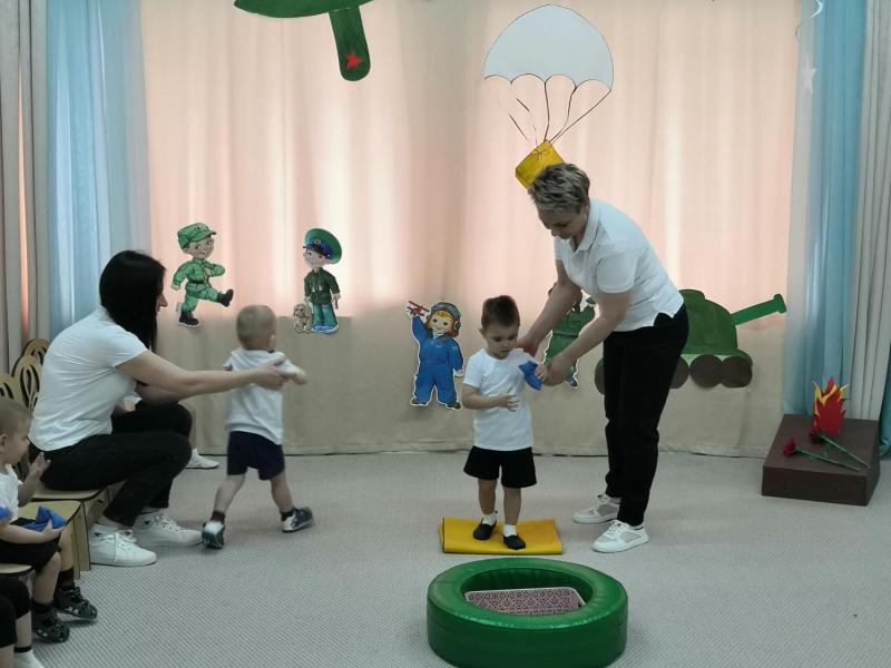 Спортивный праздник в группе "Совушки"